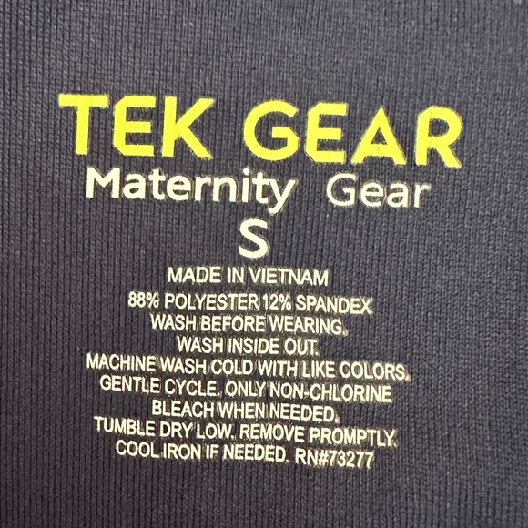 Maternity Tek Gear® Workout Bike Shorts Size S - Picture 4 of 6